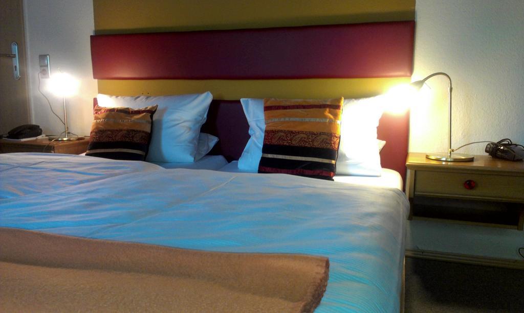 Hotel Zur Post Schonberg  Room photo